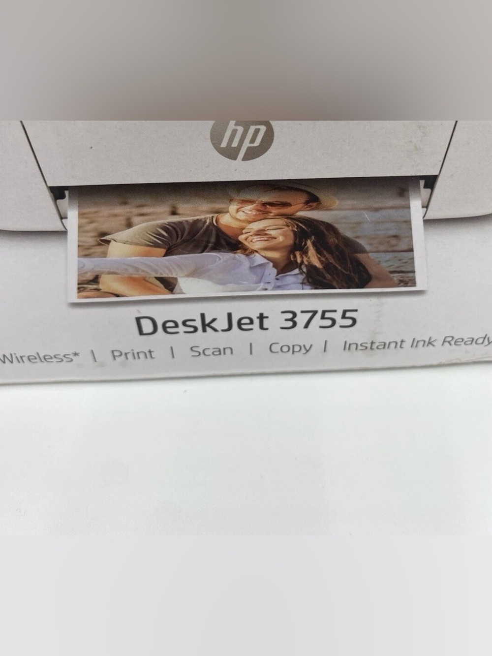 HP DeskJet 3755 Compact All‑In‑One Wireless Printer White New in Box - Picture 2 of 4